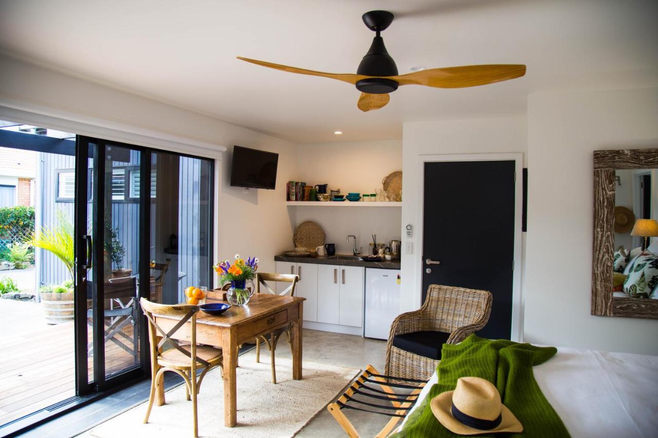 タイルア Seagrass Studio Bed & Breakfast エクステリア 写真