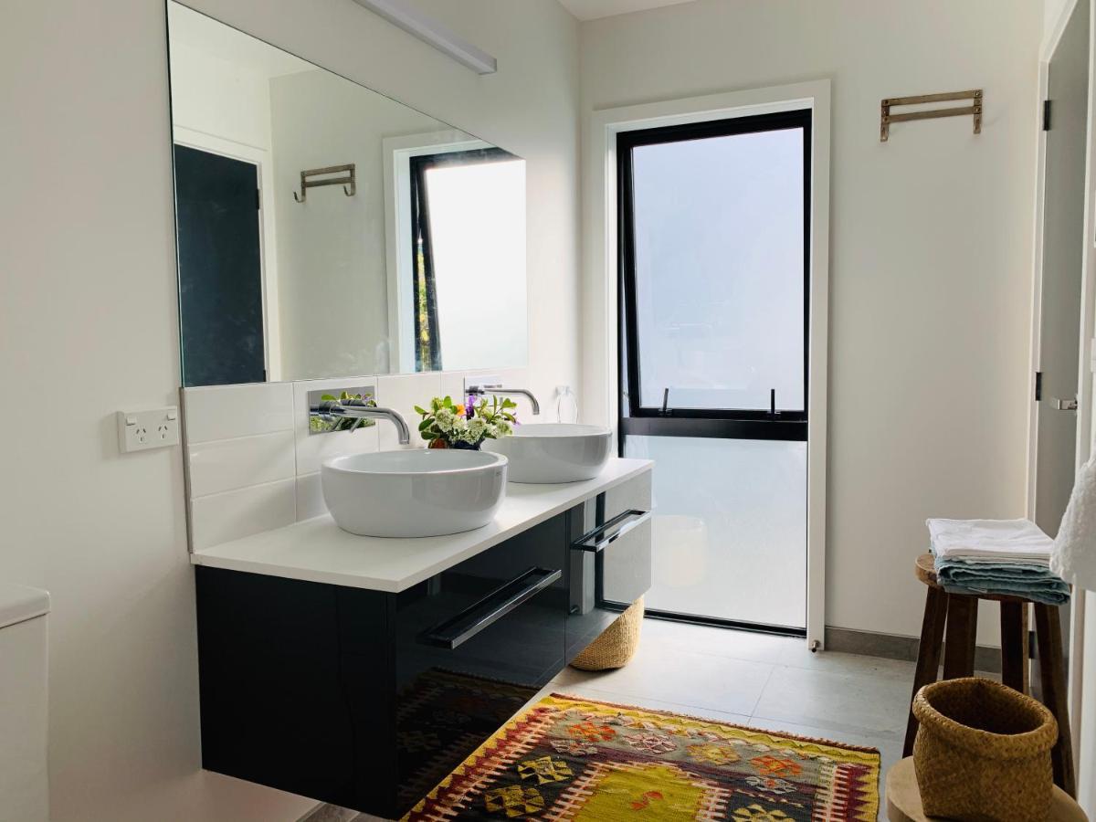 タイルア Seagrass Studio Bed & Breakfast エクステリア 写真